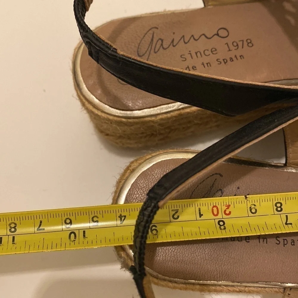 Gaimo handmade in Spain black wedges sandals. Size 38